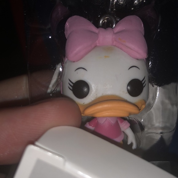 Webby POP! Keychain - Picture 3 of 3